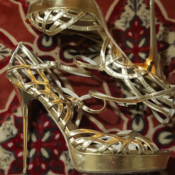 JIMMY CHOO HEELS - Picture 1 of 5